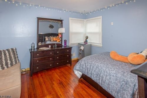 992 Milton Blvd, Rahway NJ 07065-1721 exterior