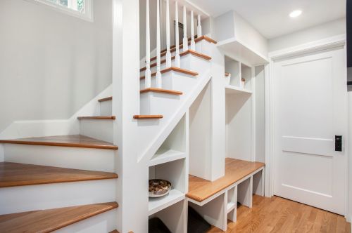 1541 Groton Rd, Grand Rapids MI 49506-4784 exterior