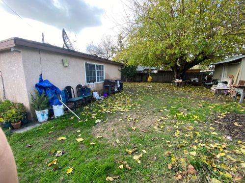 655 Olive Ave, Turlock CA 95380-4817 exterior