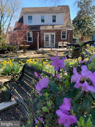 3670 Camden St, Washington DC 20020-1224 exterior