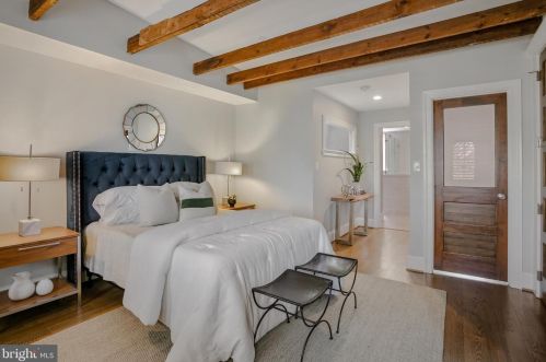 618 3 St, Washington DC 20002-4942 exterior