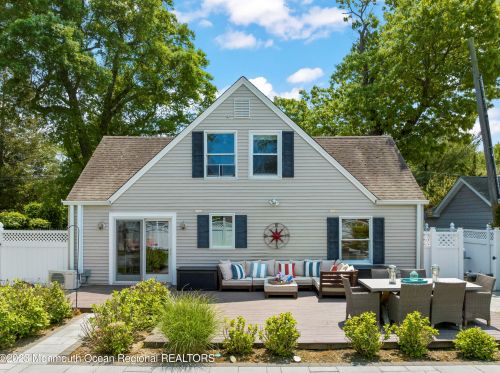 802 Clark St, Point Pleasant Beach NJ 08742-2326 exterior