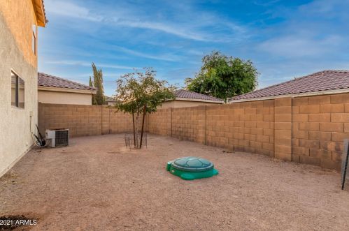 2767 Cherry Hills Dr, Chandler AZ  85249-4909 exterior