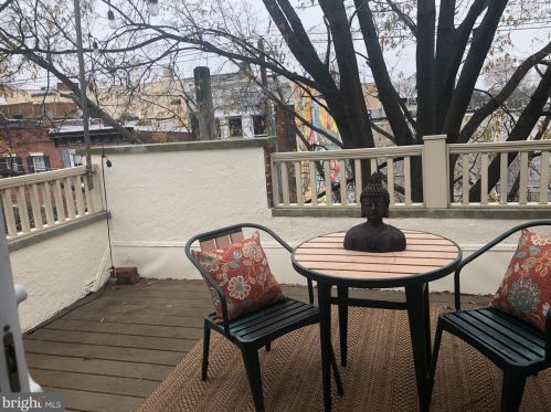 724 Leithgow St, Philadelphia PA 19123-1420 exterior