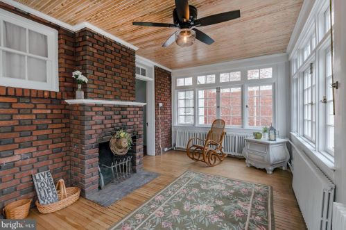 231 Orange St, Lancaster PA  17602-2914 exterior