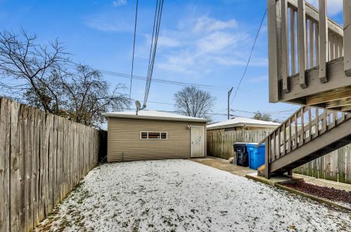 7329 Vernon Ave, Chicago IL 60653-3405 exterior