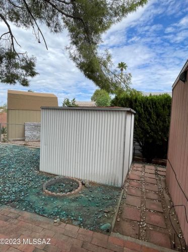 3411 Camino Seco, Tucson AZ  85730-2800 exterior