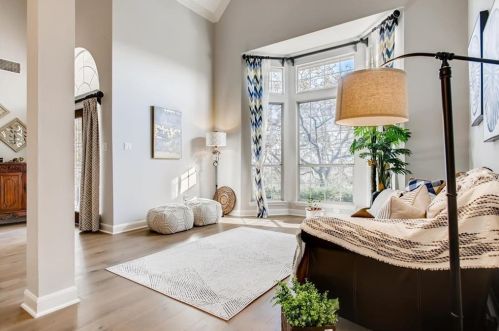 10122 Dianella Ln, Austin TX 78759-3036 exterior