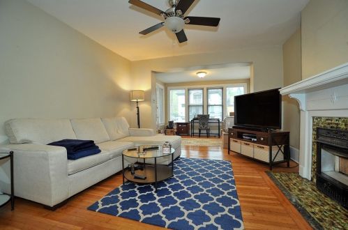 217 End Ave, Pittsburgh PA 15221-2727 exterior