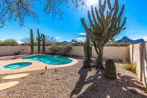 8483 Cantora Way, Tucson AZ 85743-5005 exterior