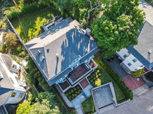 11 Robinwood Ave, Boston MA 02130-2127 exterior