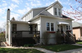 3132 Morton Ave, Brookfield, IL 60513-1149