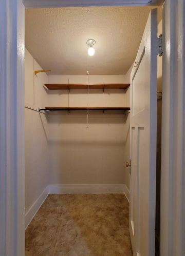 1314 49, Milwaukee WI 53208-1735 exterior