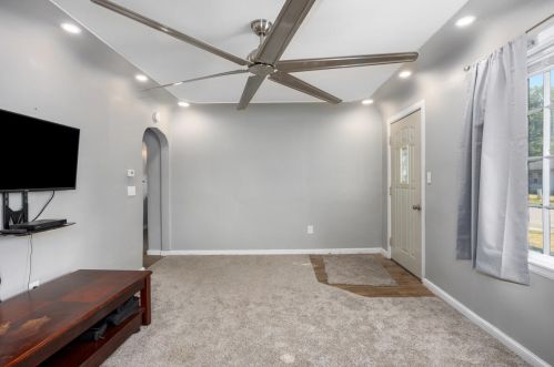 2939 Fairfield St, Meskegon MI  49441-4005 exterior