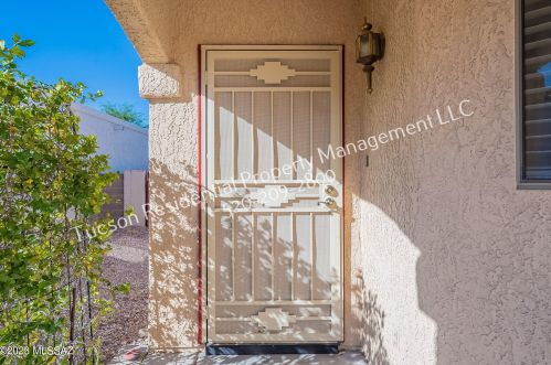 10239 Calle Pueblo Estrella, Tucson AZ  85747-5171 exterior