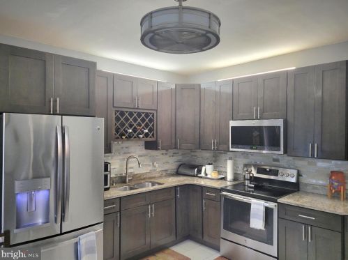 531 Benner St, Philadelphia PA 19149-3214 exterior