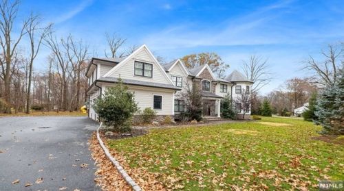 1 Terkuile Rd, Montvale NJ  07645-1213 exterior