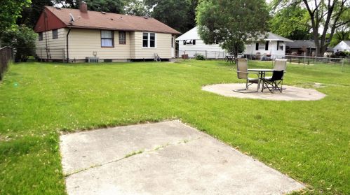 3227 67, Milwaukee WI 53214-1764 exterior