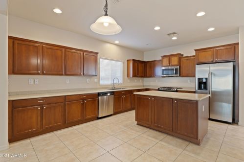 27610 17th Ln, Phoenix AZ  85085-5315 exterior