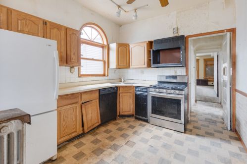 4755 Lotus Ave, Chicago IL 60641-4815 exterior