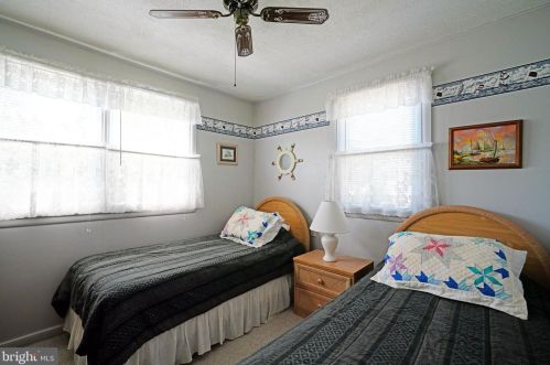 1401 Cedar St, Lewes DE 19958-1102 exterior