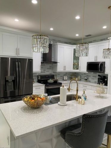 2642 28 Ave, Naples FL 34117-8860 exterior