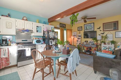 68 Hedley Ave, Providence, RI 02919-4314