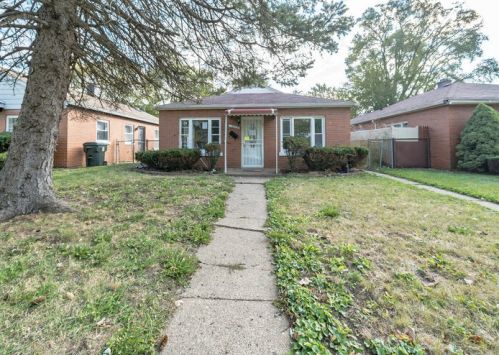 14835 Langley Ave, Dolton, IL 60419-2118