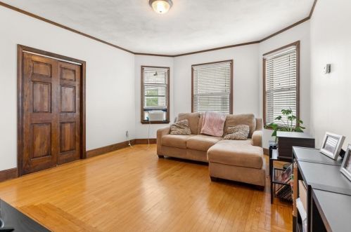 35 Tyler St, Quincy, MA 02171-2311