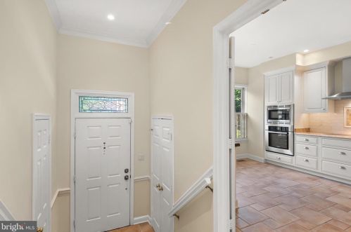 3648 Winfield Ln, Washington DC  20007-2348 exterior