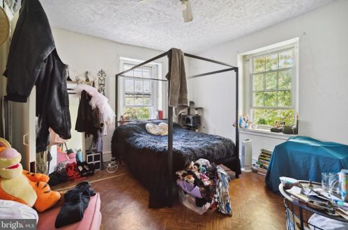 5045 Hazel Ave, Philadelphia PA 19143-1938 exterior