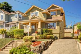 1367 32 Ave, Seattle WA  98144-3926 exterior