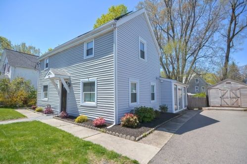 38 Colonial Dr, Dedham MA  02026-2246 exterior