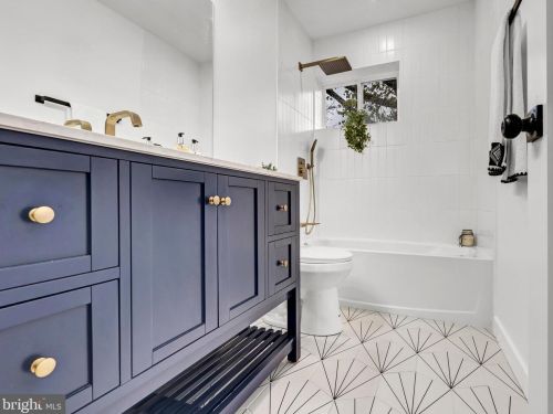 5112 Southern Ave, Washington DC 20019-5848 exterior