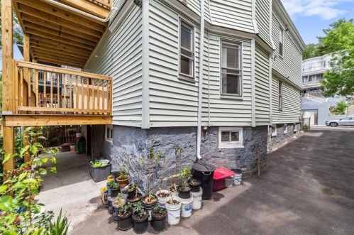 113 Hancock St, Boston MA exterior