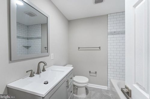 12 War Admiral Ln, Media PA 19063-5240 exterior