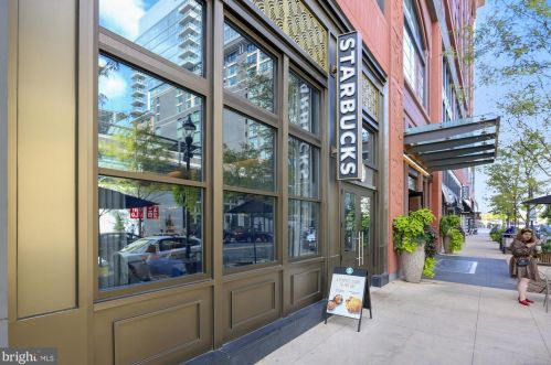 1904 Lewis Ave, Rockville MD 20851-2330 exterior