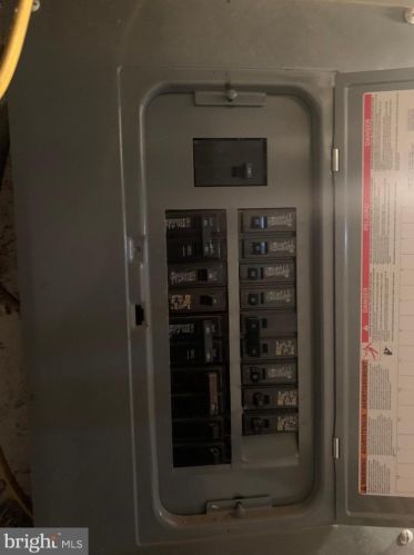 733 Wilson St, Chester PA 19013-2129 exterior