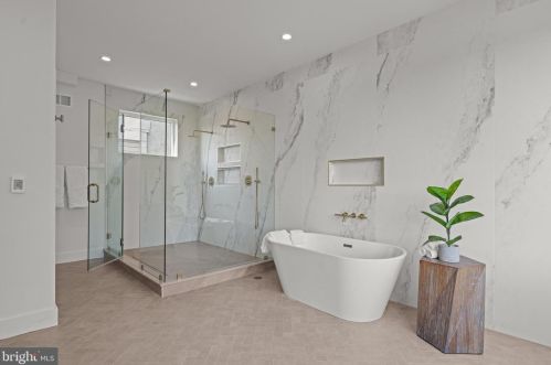 4315 Boone St, Philadelphia PA 19128-5003 exterior