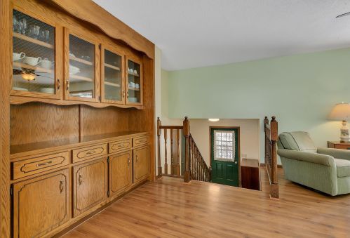 302 10 St, Sartell MN 56377-1170 exterior