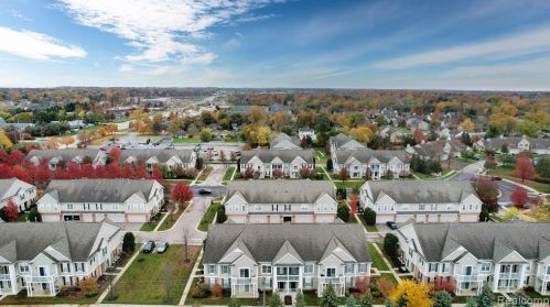 1156 Alameda Blvd, Troy MI  48085-6734 exterior