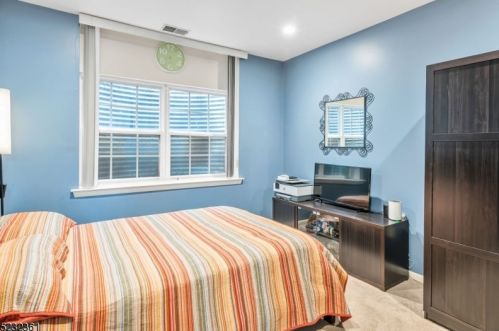 903 Evergreen Ct, Whippany NJ exterior