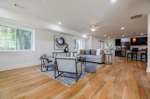 925 Garibaldi St, Atlanta GA  30310-3133 exterior