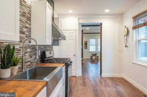 355 Ross St, Lancaster PA 17602-1941 exterior