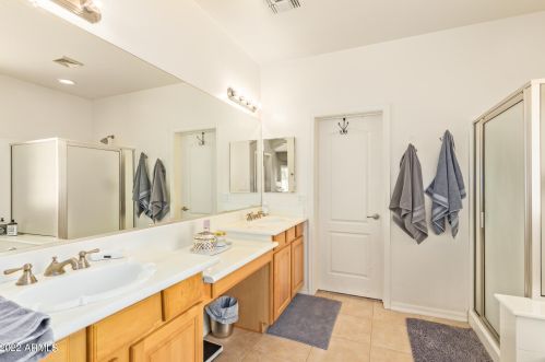 3174 Mead Dr, Chandler AZ 85248-5524 exterior