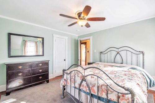 40 Commonwealth Ave, New Britain CT 06053-2913 exterior