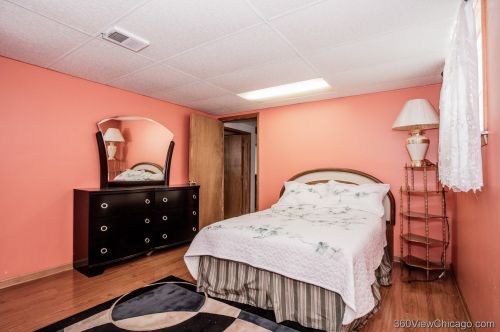 5515 Kildare Ave, Chicago IL 60629-5733 exterior