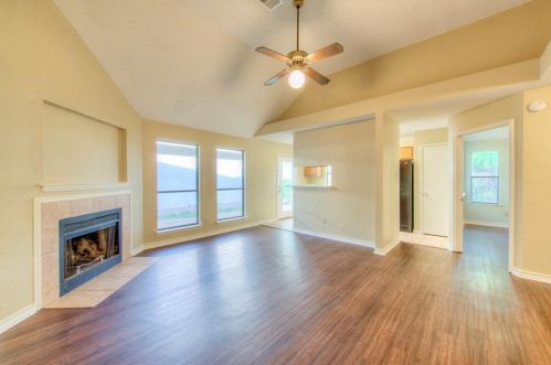 14215 Anita Marie Ln, Austin TX  78728-6811 exterior