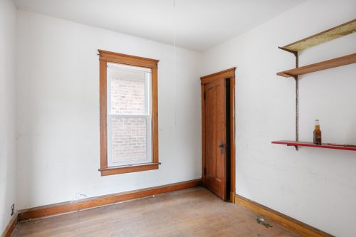 2001 93 St, Chicago IL 60617-4107 exterior