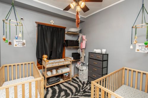 325 Montana St, Milwaukee WI 53219-3077 exterior